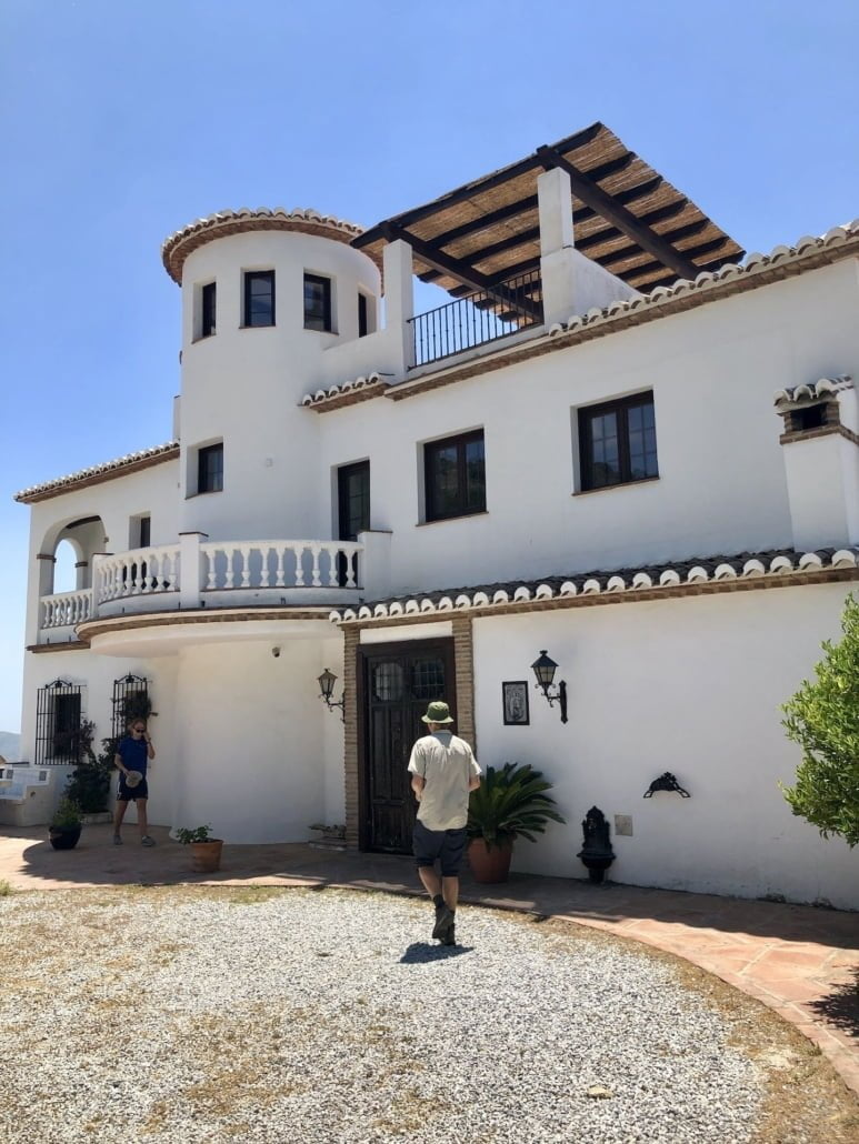 Canillas-front Canillas front